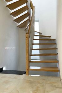 Floating stairs