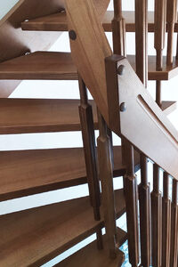Floating stairs
