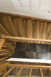 Floating stairs