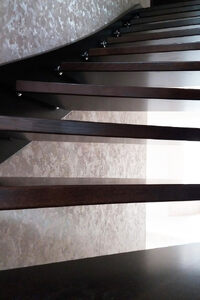 Floating stairs