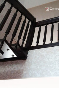 Floating stairs