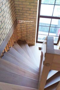 Floating stairs